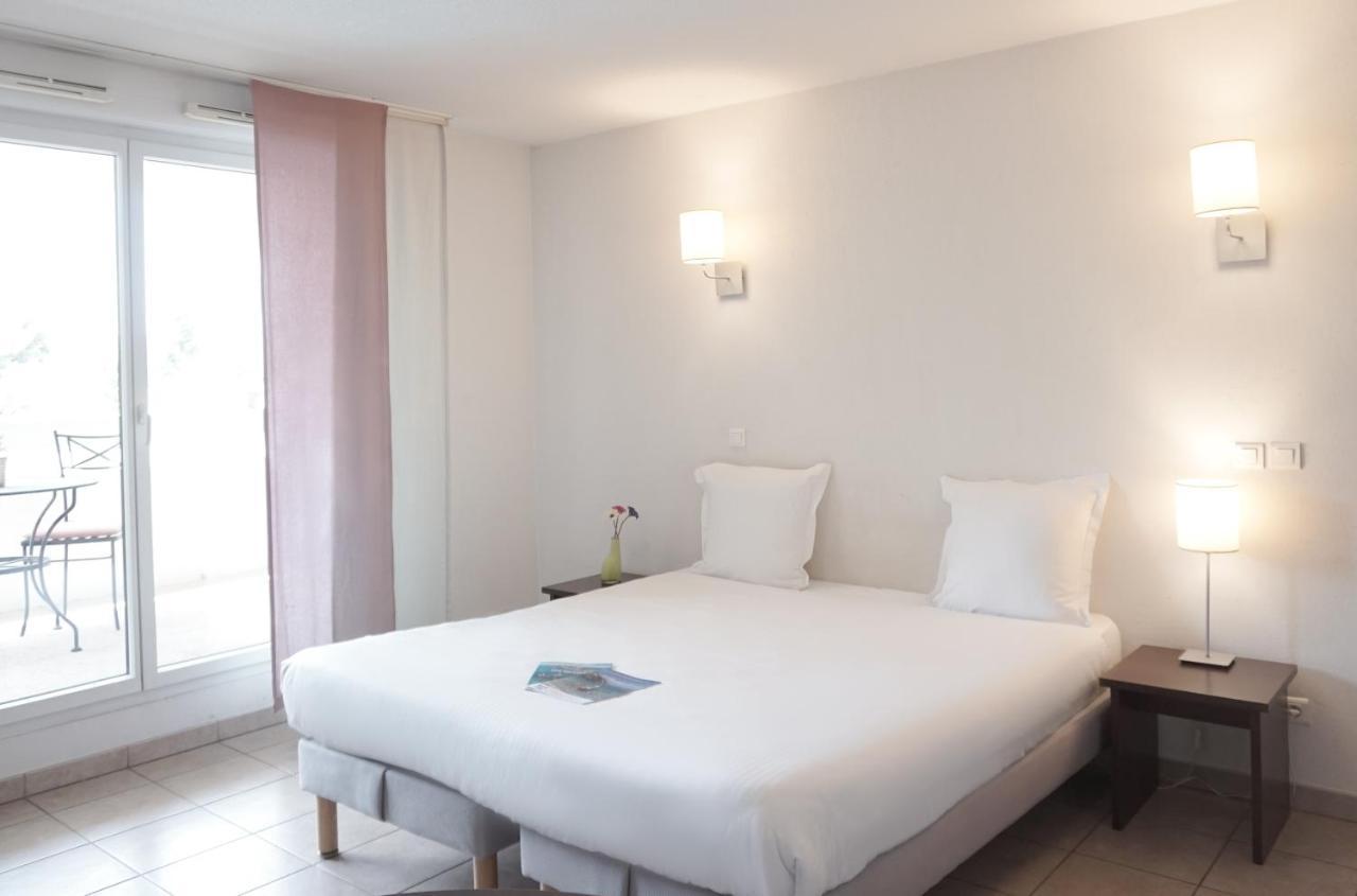 Zenitude Hôtel-Résidences Toulon Six Fours Six-Fours-les-Plages Esterno foto