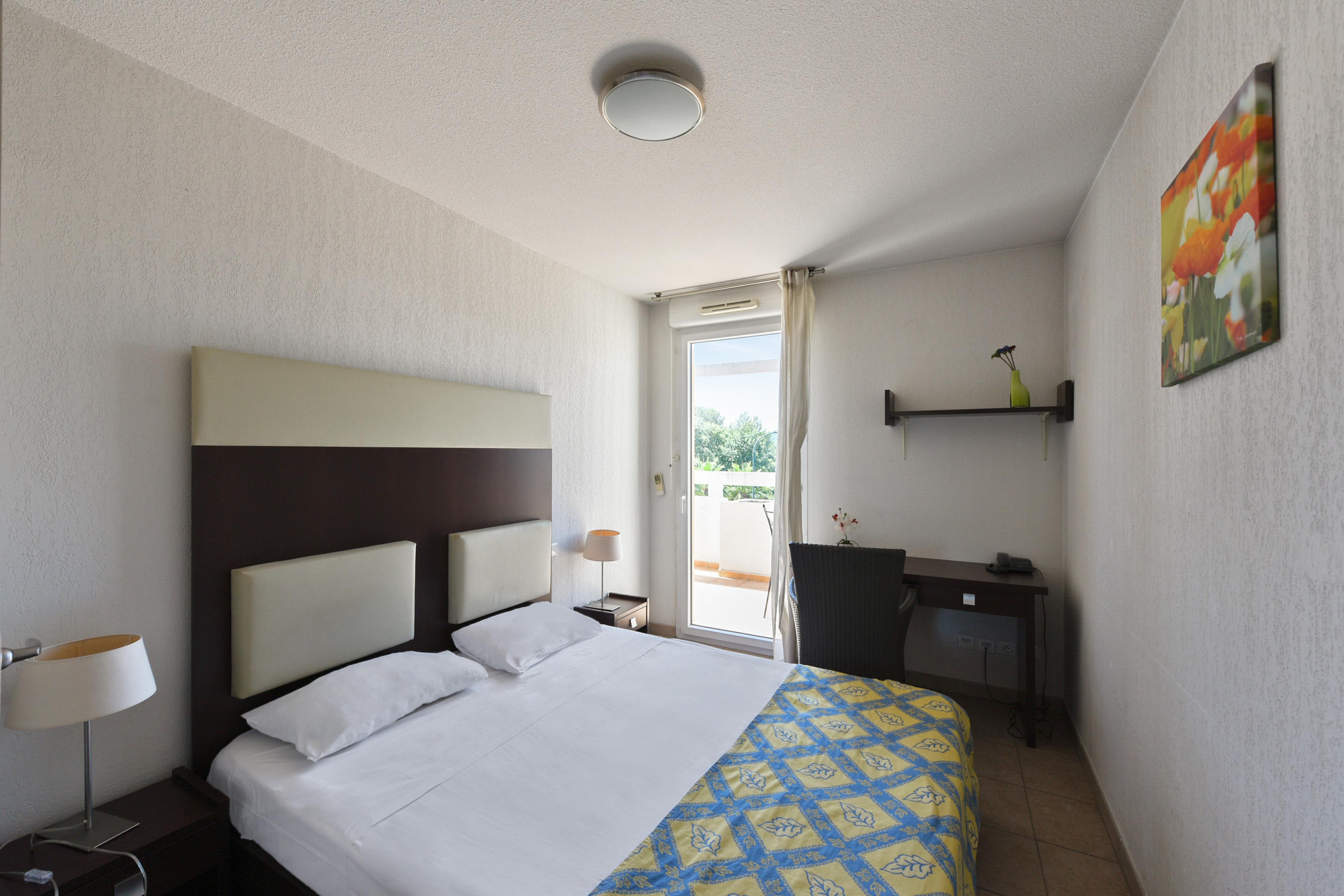 Zenitude Hôtel-Résidences Toulon Six Fours Six-Fours-les-Plages Esterno foto