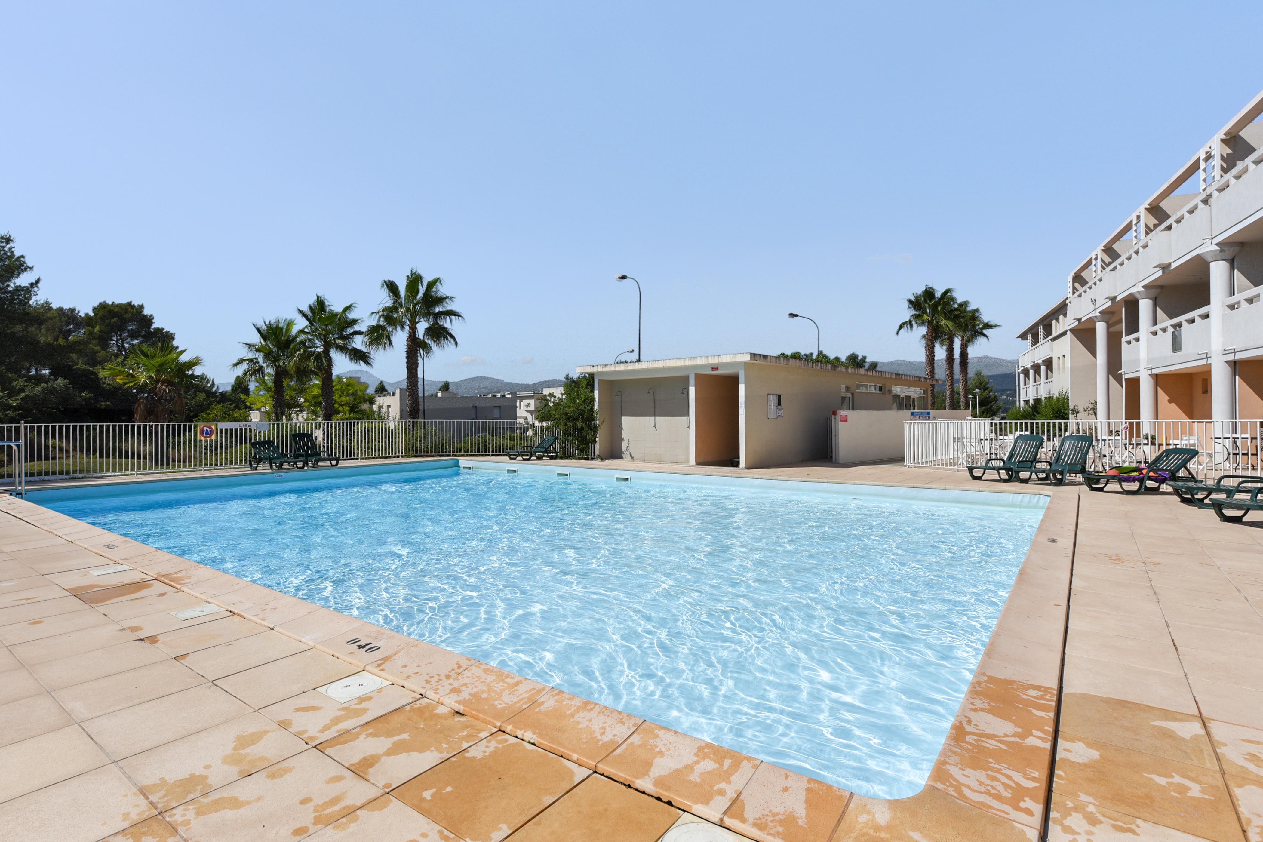 Zenitude Hôtel-Résidences Toulon Six Fours Six-Fours-les-Plages Esterno foto